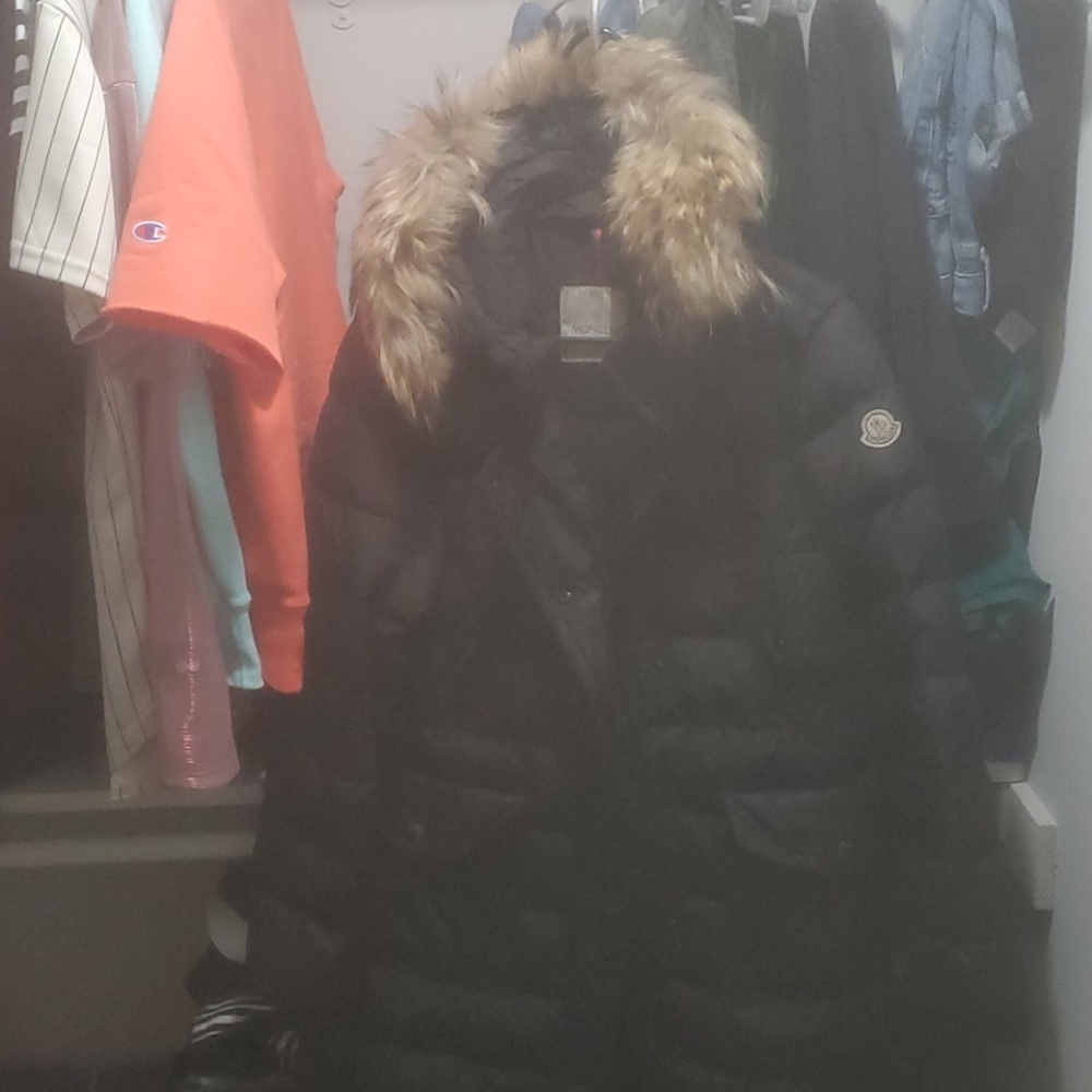 Moncler coat - Picture 1 of 7